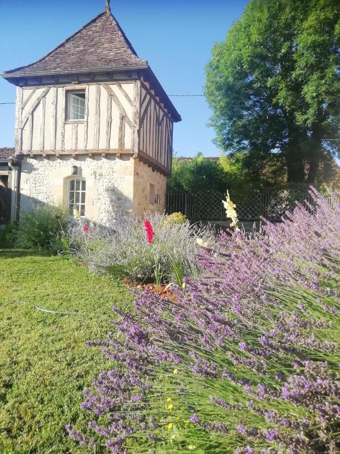La Roque Villa Saint-Julien-de-Crempse Exterior photo